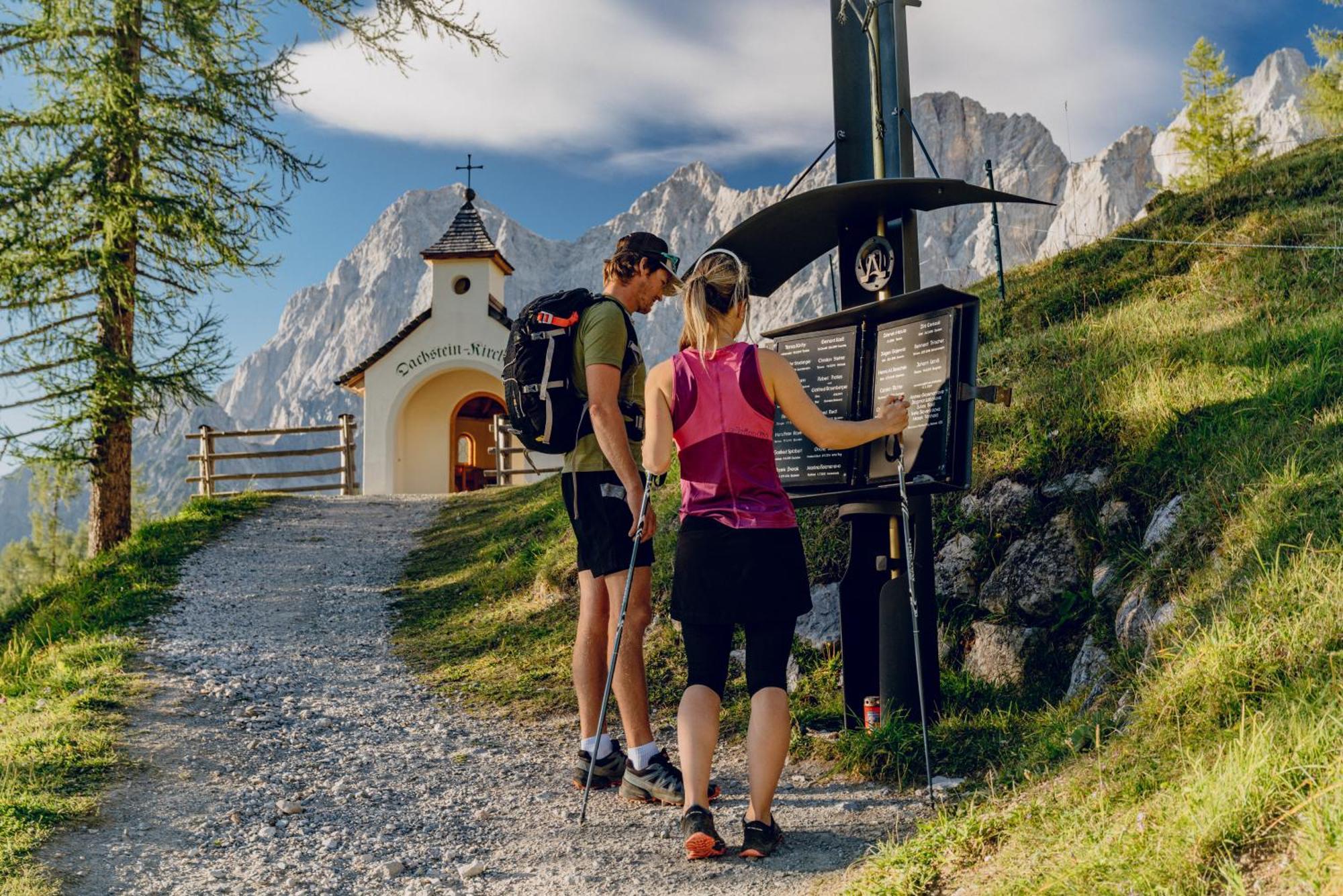 Brandhof - Chalet Am Berg Ramsau am Dachstein Exterior photo