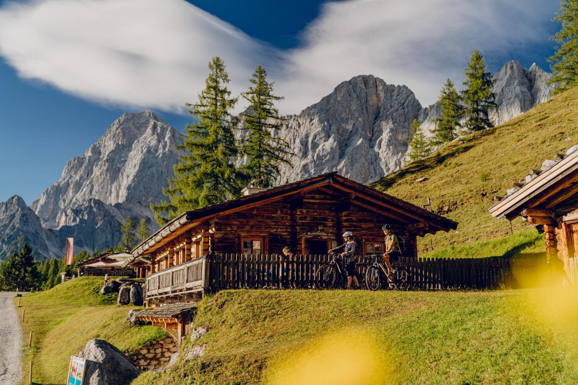 Brandhof - Chalet Am Berg Ramsau am Dachstein Exterior photo